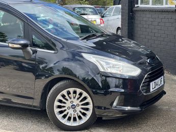 FORD B-MAX 1.6 Titanium