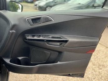 FORD B-MAX 1.6 Titanium