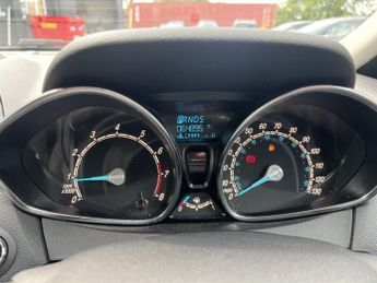 FORD B-MAX 1.6 Titanium