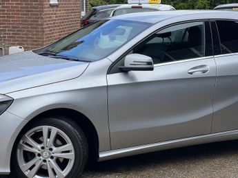 MERCEDES-BENZ A CLASS 1.5 A180d Sport