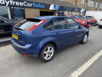 FORD FOCUS 1.6 Titanium