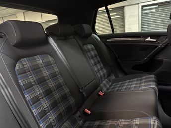 VOLKSWAGEN GOLF 1.4 TSI GTE
