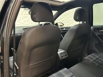 VOLKSWAGEN GOLF 1.4 TSI GTE