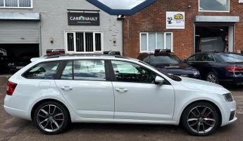 SKODA OCTAVIA 2.0 TDI vRS DSG Euro 6 (s/s) 5dr (SNav)