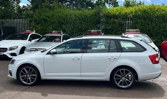 SKODA OCTAVIA 2.0 TDI vRS DSG Euro 6 (s/s) 5dr (SNav)