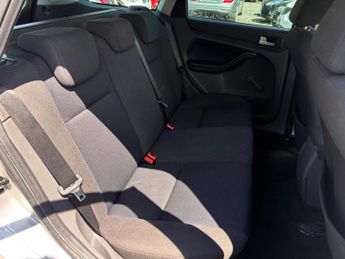 FORD FOCUS 1.6 TDCi Zetec Climate 5dr