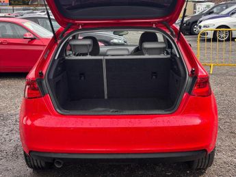 AUDI A3 1.6 TDI SE S Tronic Euro 5 (s/s) 3dr