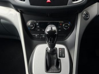 FORD C-MAX 2.0 TDCi Titanium