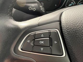 FORD C-MAX 1.5 TDCi Zetec Powershift Euro 6 (s/s) 5dr