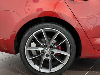 SKODA OCTAVIA 2.0 TDI vRS DSG 4WD Euro 6 (s/s) 5dr