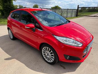 FORD FIESTA 1.0T EcoBoost Titanium Euro 5 (s/s) 5dr