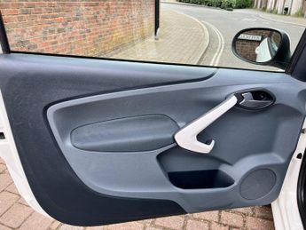 FORD KA 1.2 Zetec