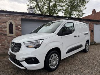Vauxhall Combo 1.5 Turbo D 2300 Sportive