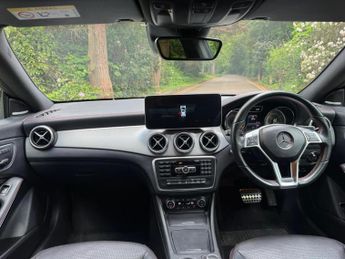 MERCEDES-BENZ CLA 2.1 CLA220 CDI AMG Sport Coupe 7G-DCT Euro 6 (s/s) 4dr
