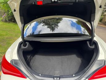 MERCEDES-BENZ CLA 2.1 CLA220 CDI AMG Sport Coupe 7G-DCT Euro 6 (s/s) 4dr