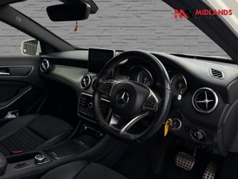 MERCEDES-BENZ GLA 2.1 GLA200d AMG Line (Premium) 7G-DCT 4MATIC Euro 6 (s/s) 5dr