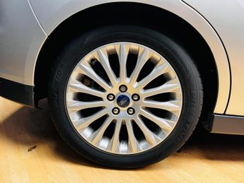 FORD C-MAX 2.0 TDCi Titanium Powershift Euro 5 5dr