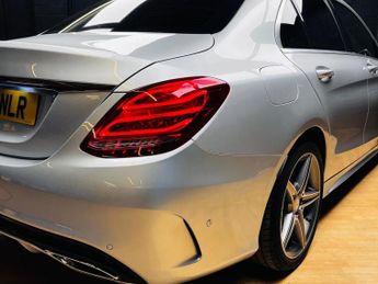 MERCEDES-BENZ C CLASS 2.1 C220d AMG Line G-Tronic+ Euro 6 (s/s) 4dr