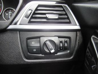 BMW 3 SERIES 2.0 320d M Sport Touring Auto xDrive Euro 6 (s/s) 5dr