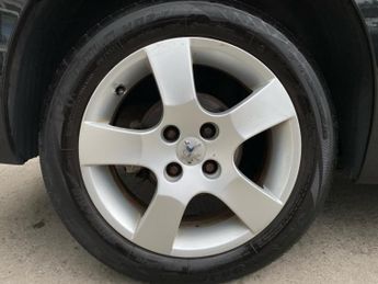 PEUGEOT 207 SW 1.6 VTi Allure