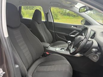 PEUGEOT 308 SW 1.6 BlueHDi Allure