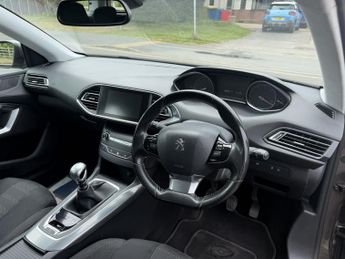 PEUGEOT 308 SW 1.6 BlueHDi Allure