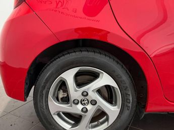 TOYOTA YARIS 1.5 VVT-h Icon E-CVT Euro 6 5dr