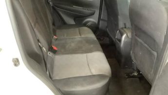 NISSAN QASHQAI 1.2 DIG-T n-tec+ White 5dr PANROOF+SATNAV+11 STAMPS