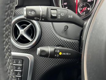 MERCEDES-BENZ A CLASS 1.5 A180d Sport