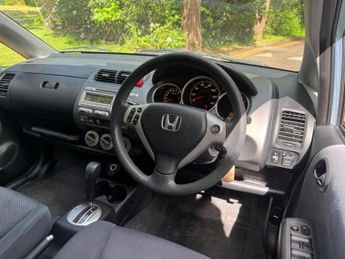 HONDA JAZZ 1.4 i-DSI SE CVT-7 5dr