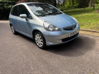 HONDA JAZZ 1.4 i-DSI SE CVT-7 5dr