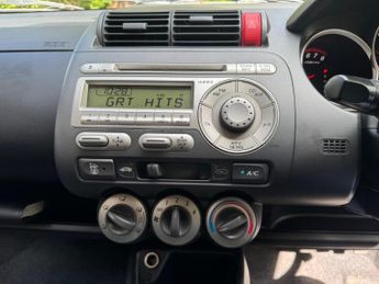 HONDA JAZZ 1.4 i-DSI SE CVT-7 5dr