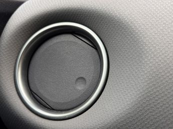 TOYOTA YARIS 1.5 VVT-h Icon