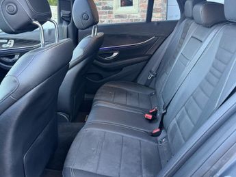 MERCEDES-BENZ E CLASS 2.0 E220d AMG Line