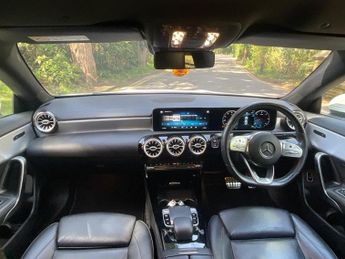 MERCEDES-BENZ CLA 2.0 CLA220d AMG Line (Premium) Coupe 8G-DCT Euro 6 (s/s) 4dr