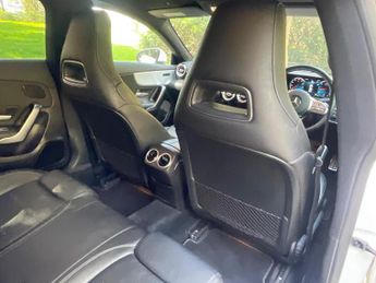 MERCEDES-BENZ CLA 2.0 CLA220d AMG Line (Premium) Coupe 8G-DCT Euro 6 (s/s) 4dr