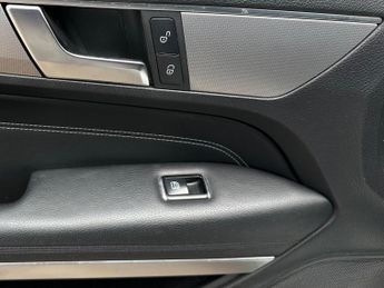 MERCEDES-BENZ E CLASS 2.1 E250 CDI AMG Sport G-Tronic+ Euro 5 (s/s) 2dr