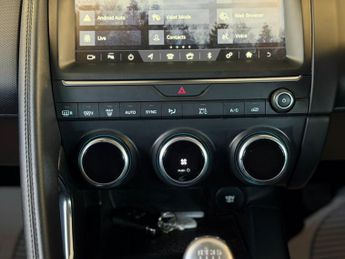 JAGUAR E-PACE 2.0 D150