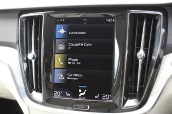 VOLVO V60 2.0 Inscription B3 (Petrol) FWD