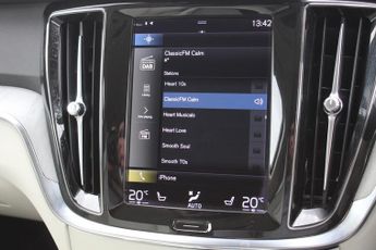 VOLVO V60 2.0 Inscription B3 (Petrol) FWD