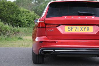 VOLVO V60 2.0 Inscription B3 (Petrol) FWD