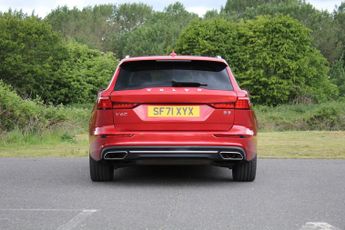 VOLVO V60 2.0 Inscription B3 (Petrol) FWD