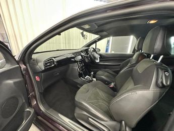 DS AUTOMOBILES DS 3 1.6 BlueHDi Elegance Euro 6 (s/s) 3dr