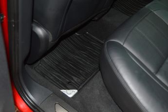 LAND ROVER RANGE ROVER EVOQUE 2.0 D150 R-Dynamic S