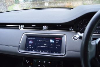 LAND ROVER RANGE ROVER EVOQUE 2.0 D150 R-Dynamic S