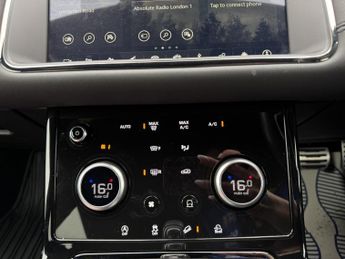LAND ROVER RANGE ROVER EVOQUE 2.0 D150 R-Dynamic S