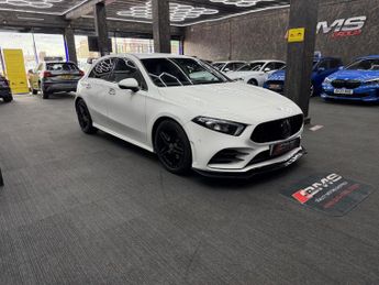 MERCEDES-BENZ A CLASS 1.3 A200 AMG Line