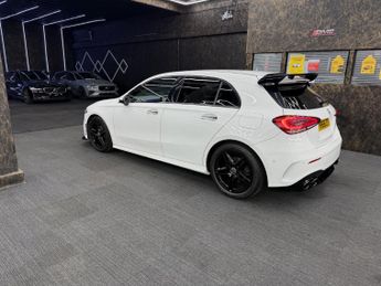MERCEDES-BENZ A CLASS 1.3 A200 AMG Line