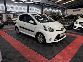 Toyota AYGO 1.0 VVT-i Fire