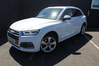 Audi Q5 2.0 TDI 40 S line